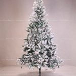 کاج کریسمس برف سنگین